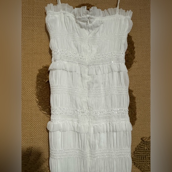 Commense White Ruffled Dress - Picture 7 of 10